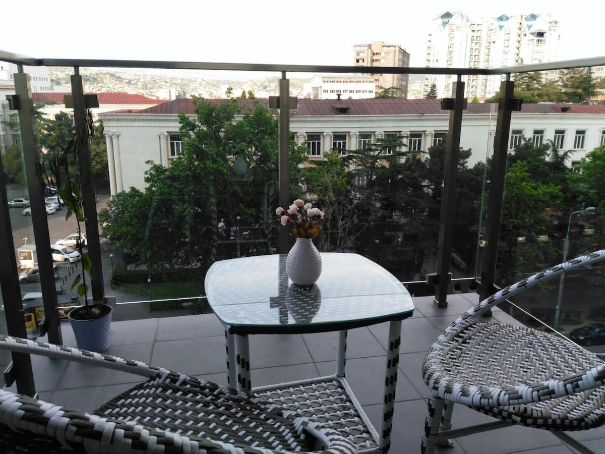 Ameri Plaza Green Apartments Tbiliszi Kültér fotó